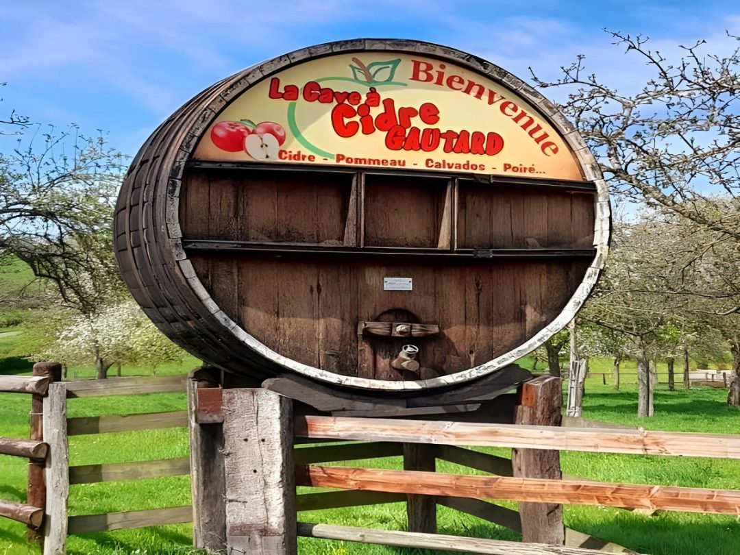 Photo 1 — Val-de-Vie, Calvados (14140)