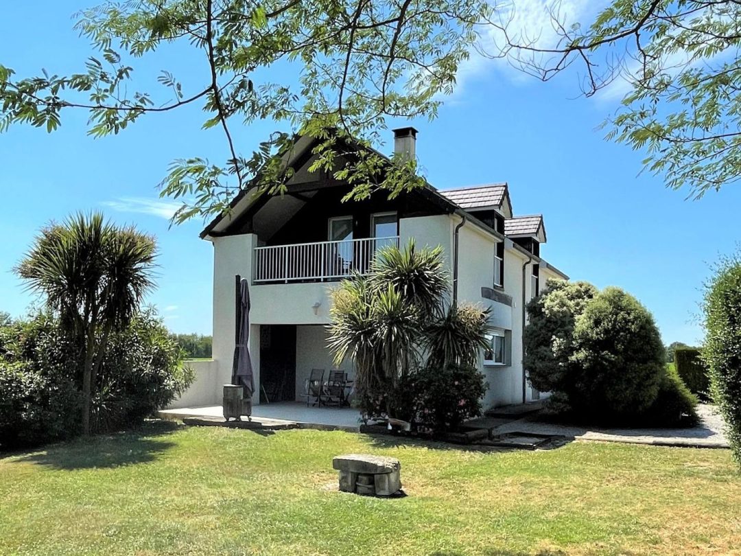 Photo 2 — Andoins, Pyrénées-Atlantiques (64420)