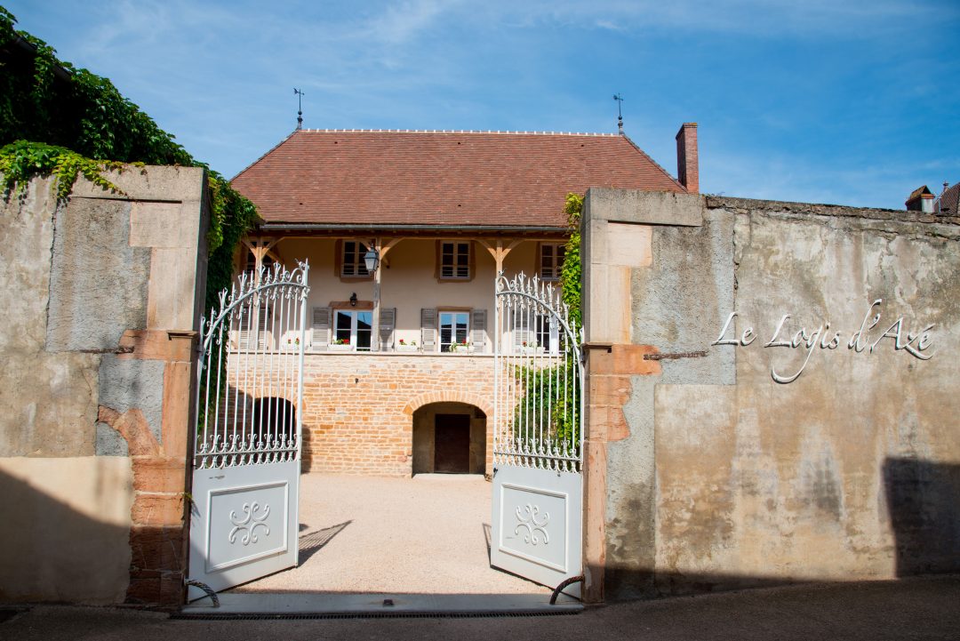 Photo 2 — Azé, Saône-et-Loire (71260)