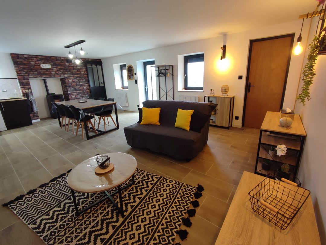 Photo 1 — Neuvy-Grandchamp, Saône-et-Loire (71130)