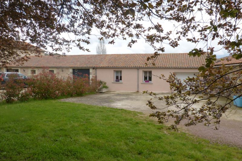 Val-en-Vignes, Deux-Sèvres