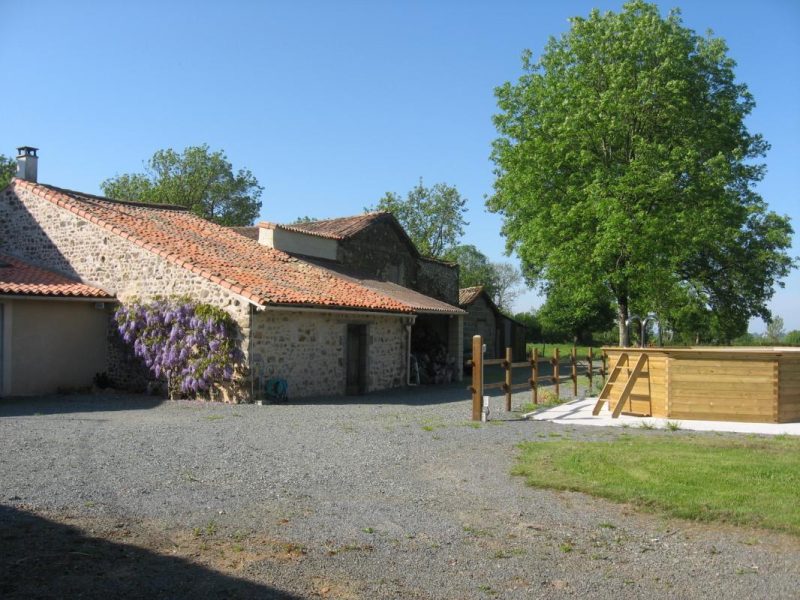 Clavé, Deux-Sèvres