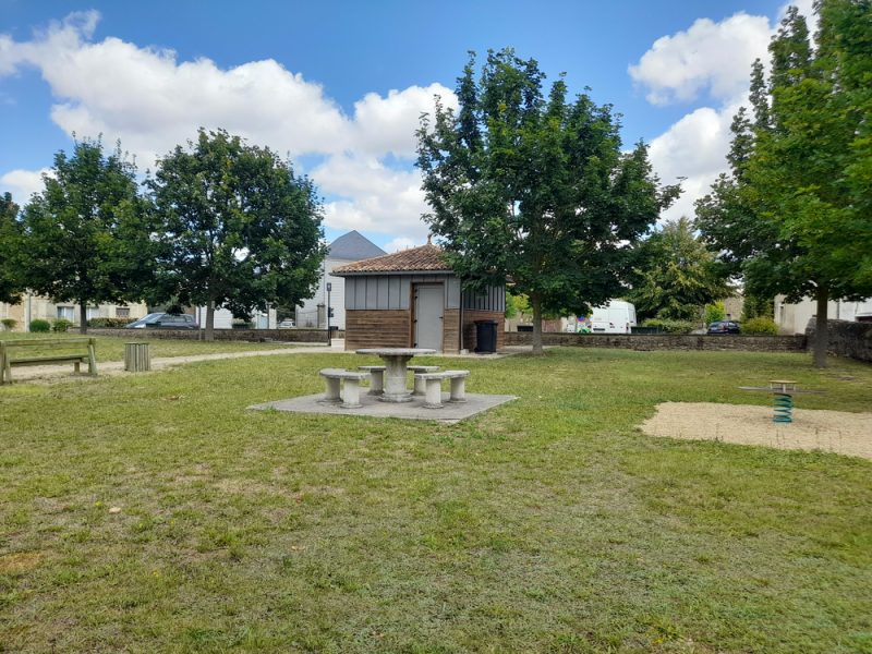 Pas-De-Jeu, Deux-Sèvres