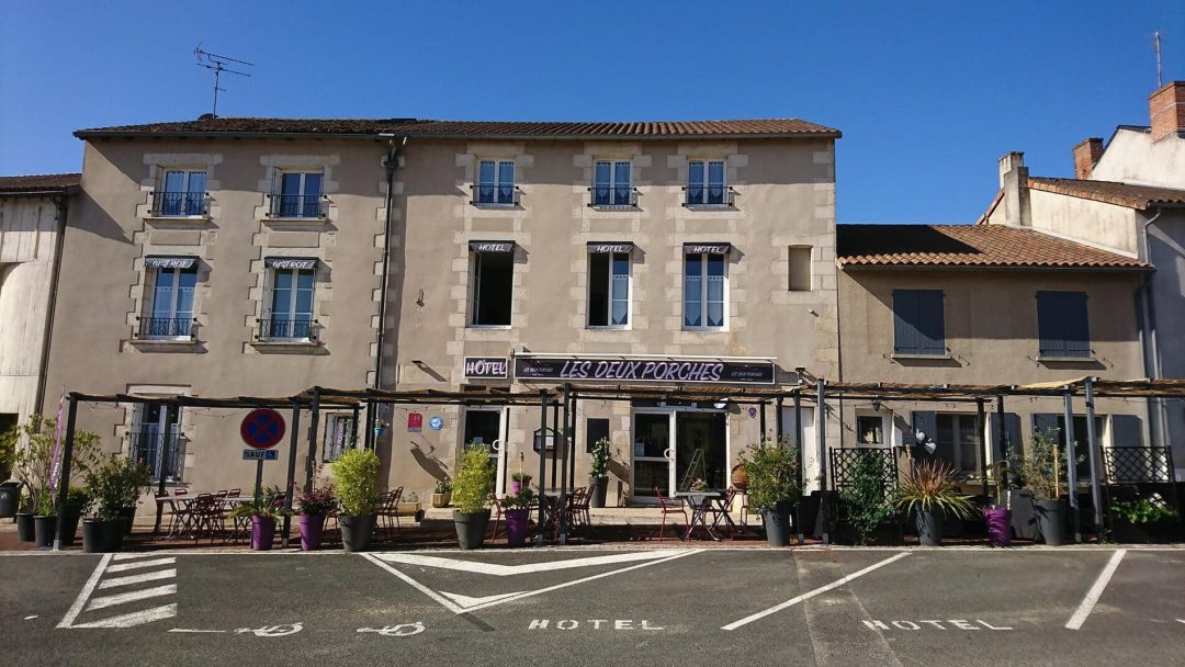 Photo 2 — Verrières, Vienne (86410)