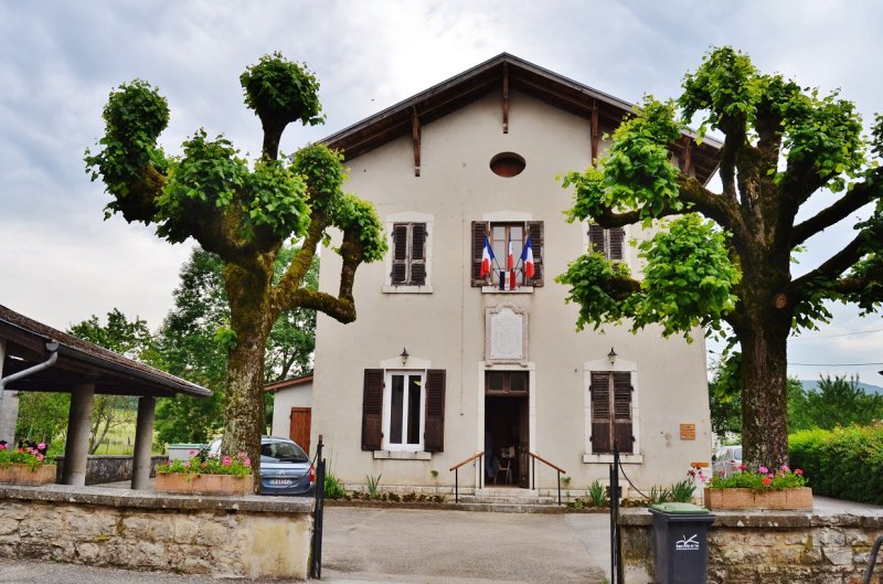 Challes-la-Montagne