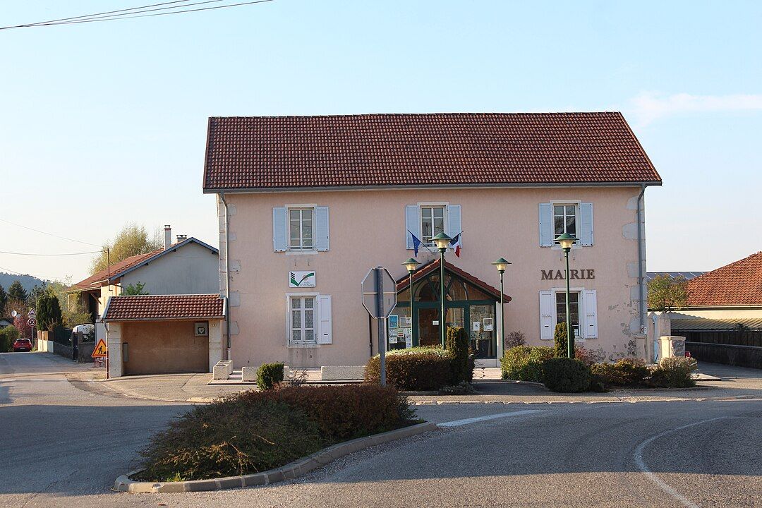 Photo 2 — Izenave, Ain (01430)