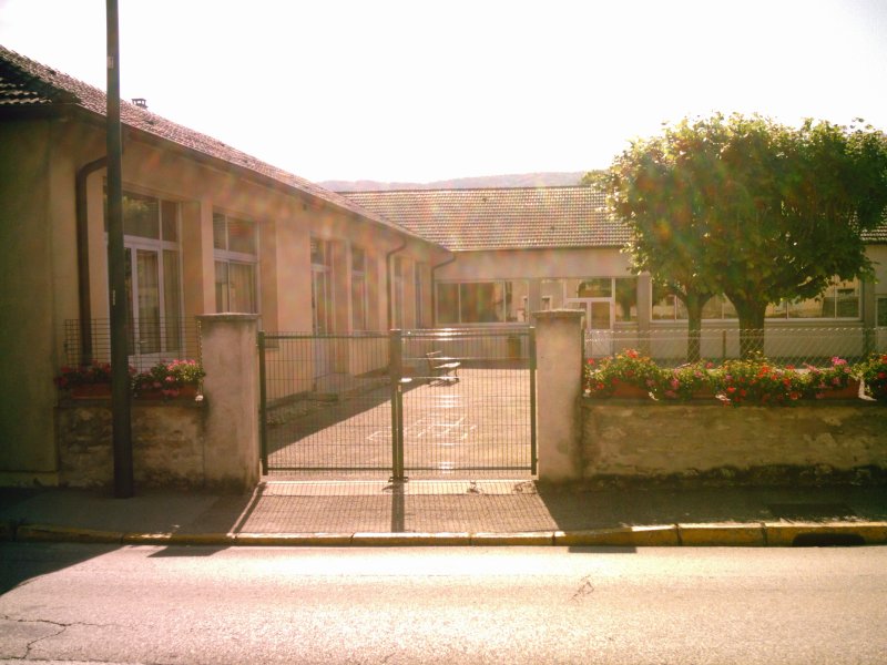 Izernore