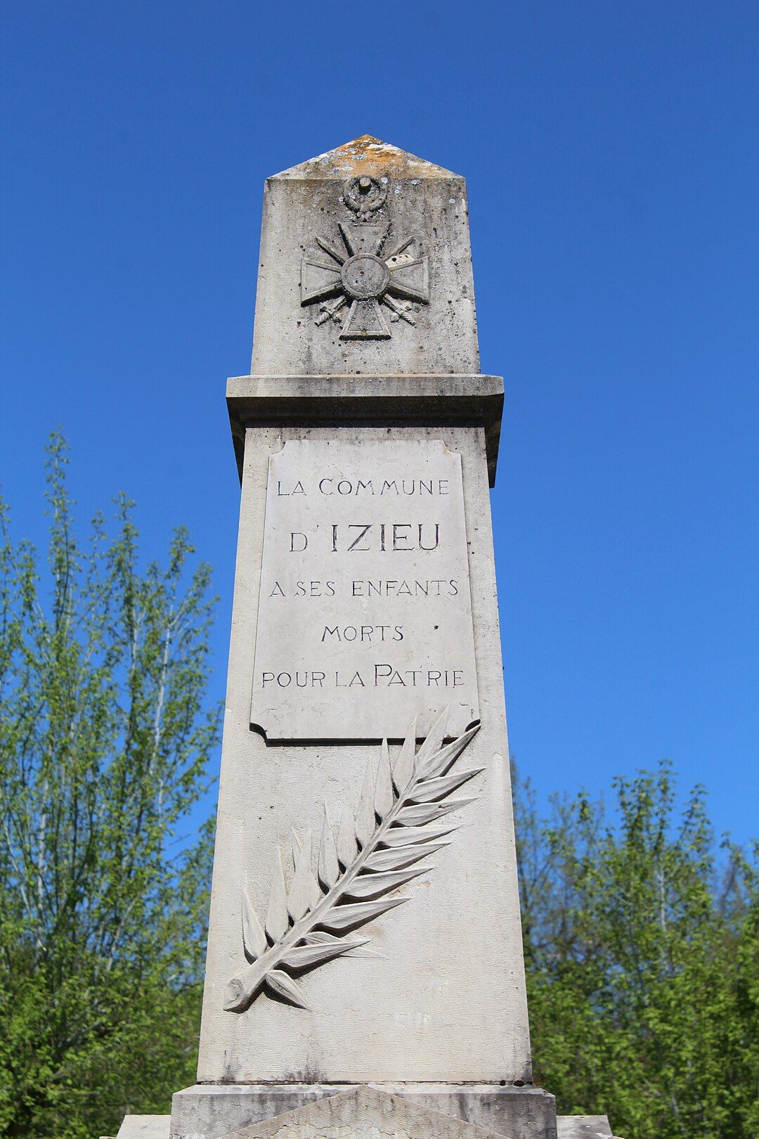 Photo 6 — Izieu, Ain (01300)