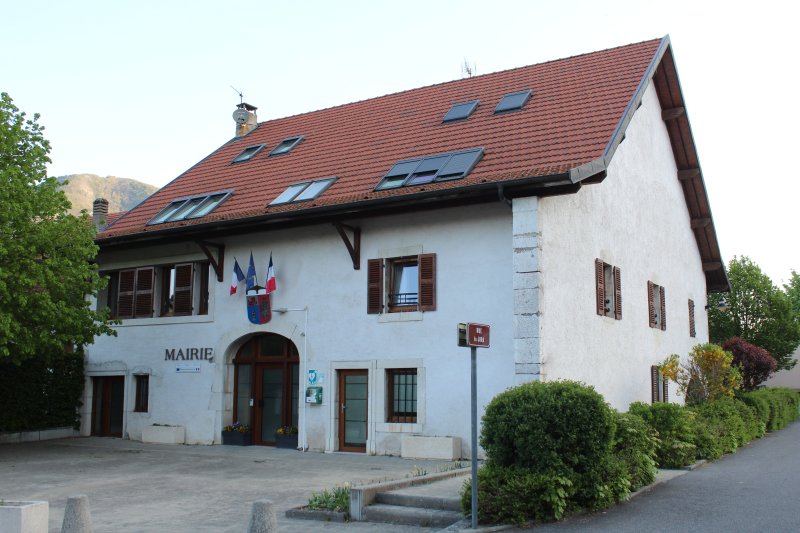 Léaz