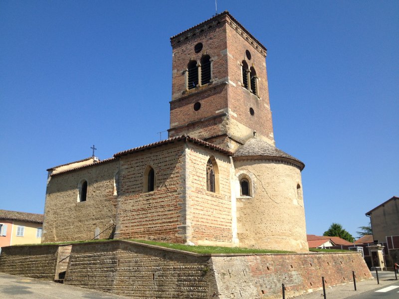 Monthieux