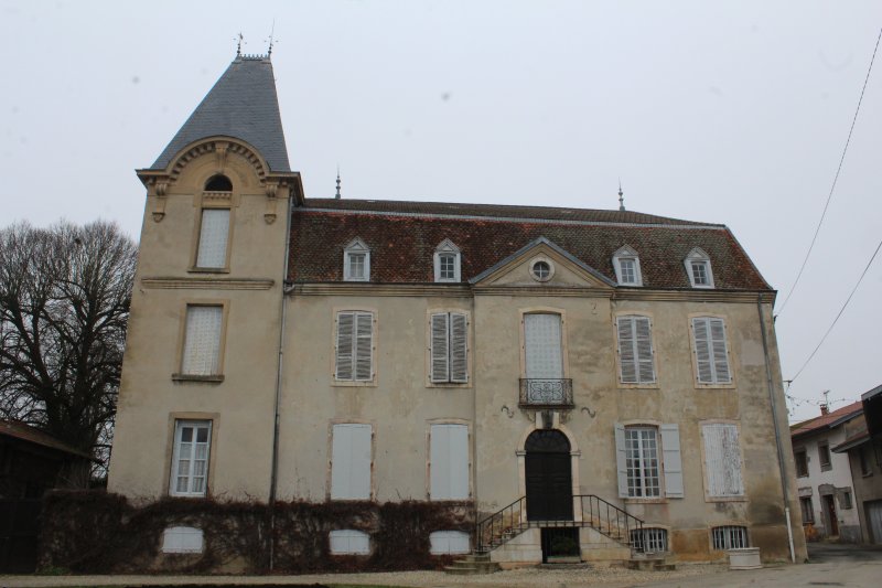 Neuville-les-Dames