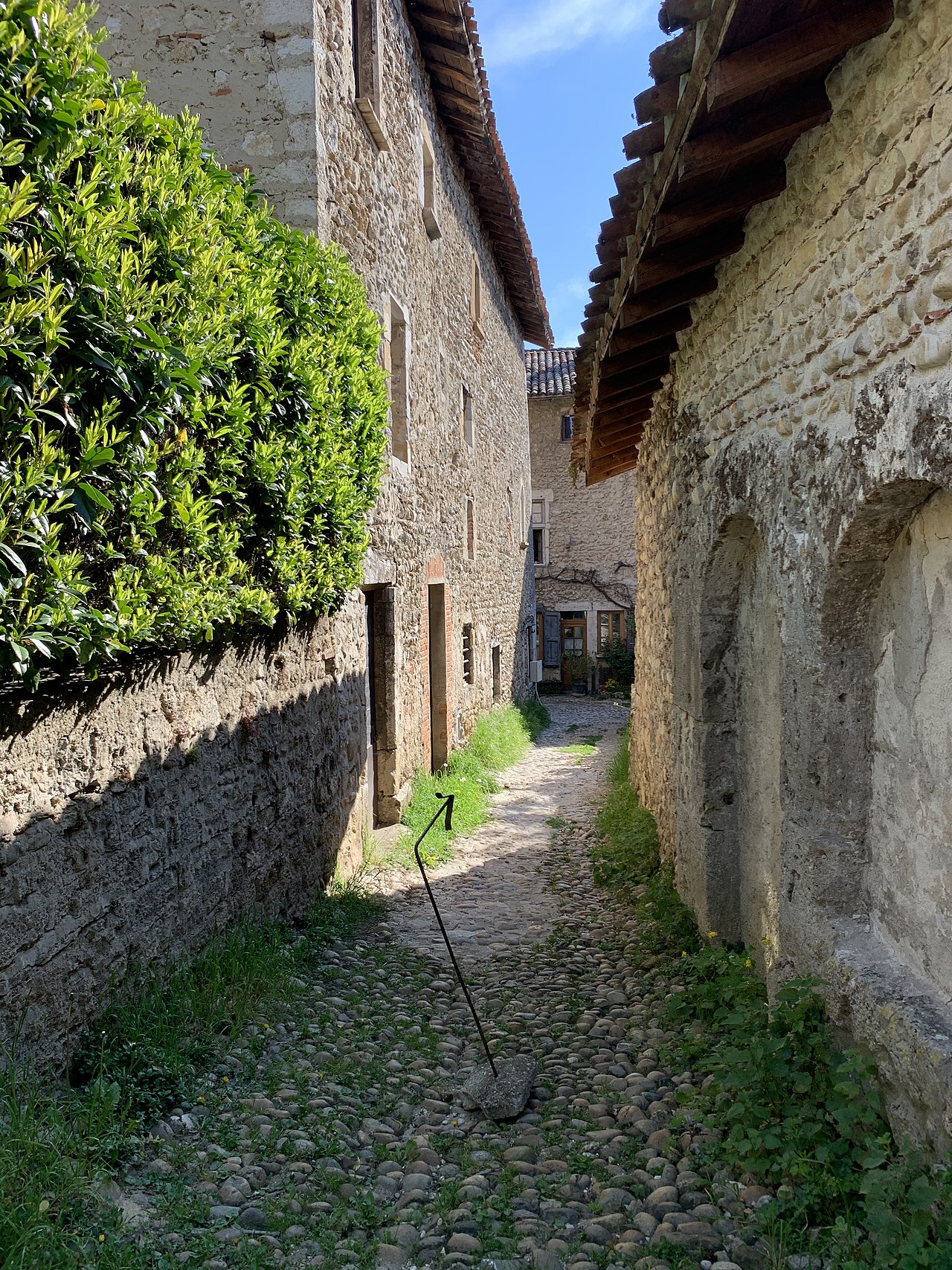Photo 2 — Pérouges, Ain (01800)
