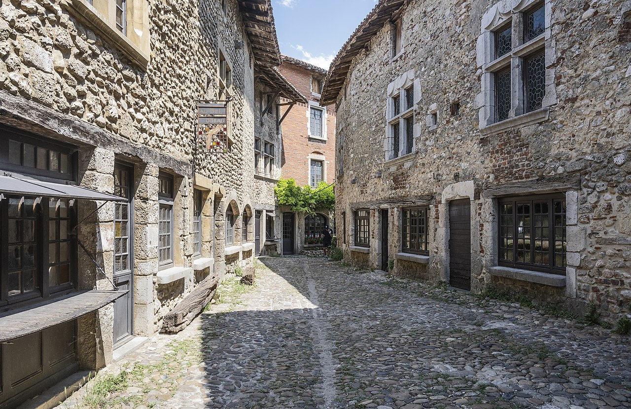 Photo 8 — Pérouges, Ain (01800)