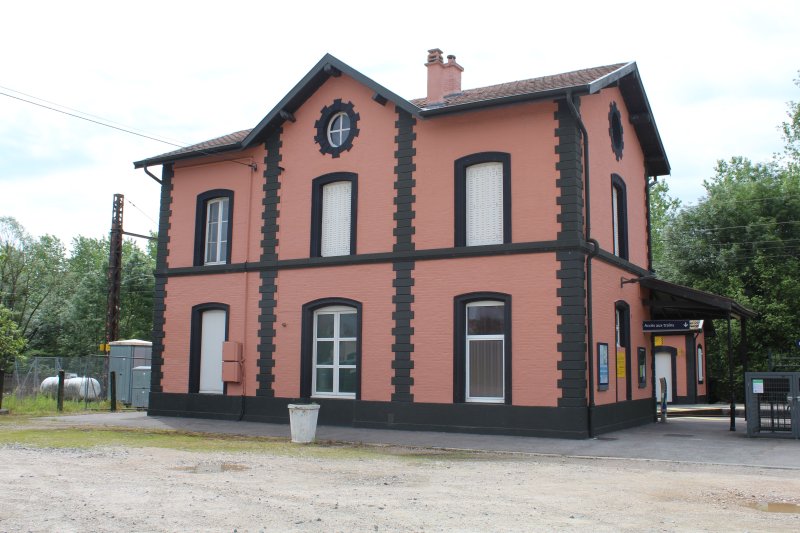 Polliat