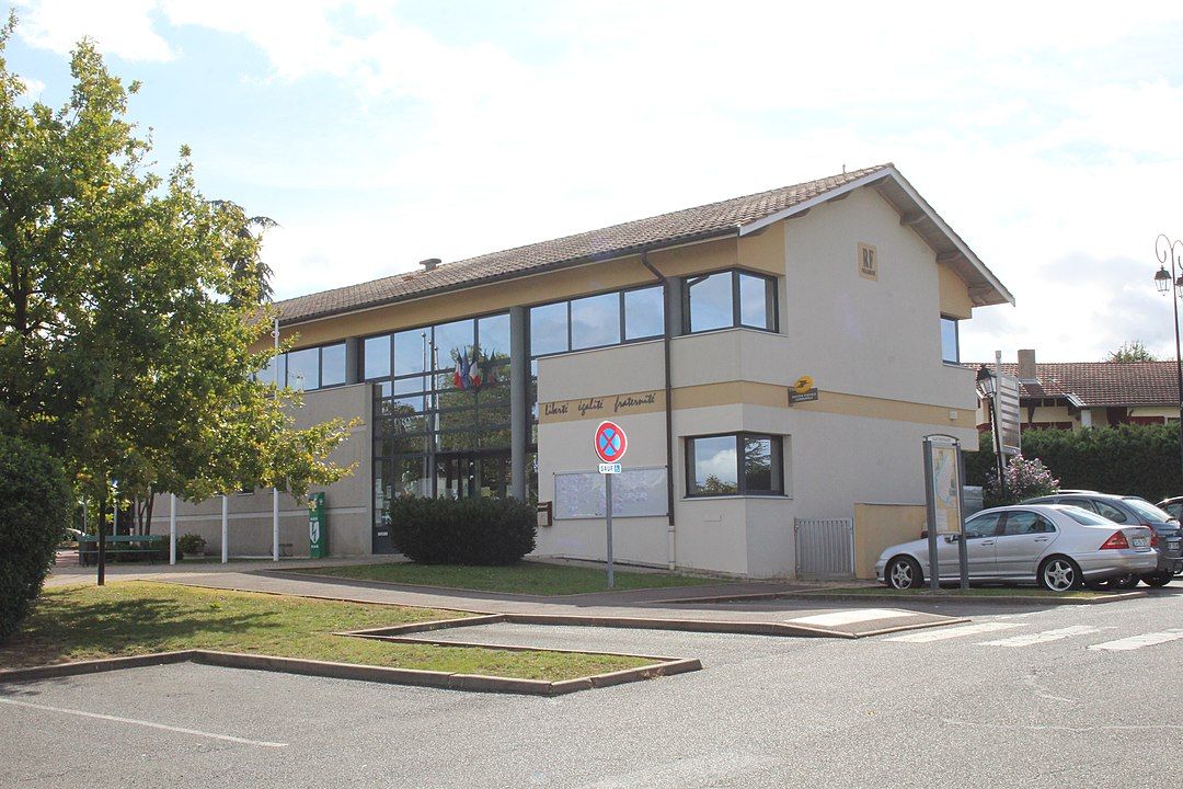 Photo 2 — Saint-Bernard, Ain (01600)