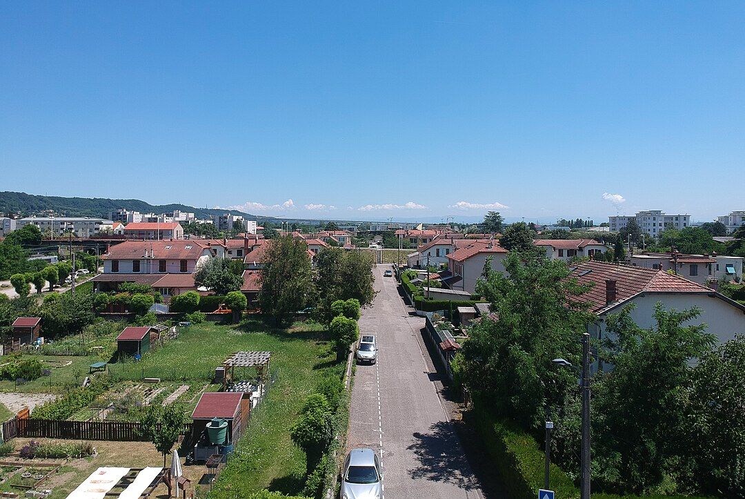Photo 2 — Saint-Maurice-de-Beynost, Ain (01700)