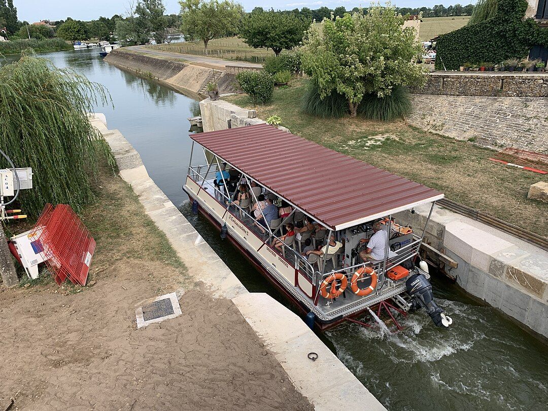 Photo 3 — Sermoyer, Ain (01190)