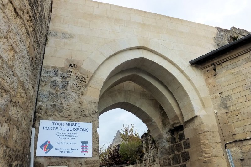 Coucy-le-Château-Auffrique