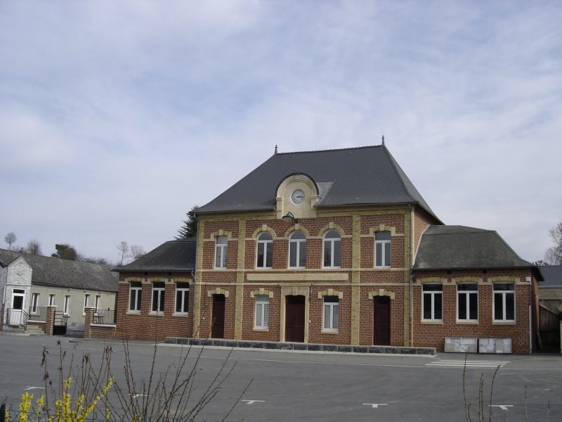 Étreux