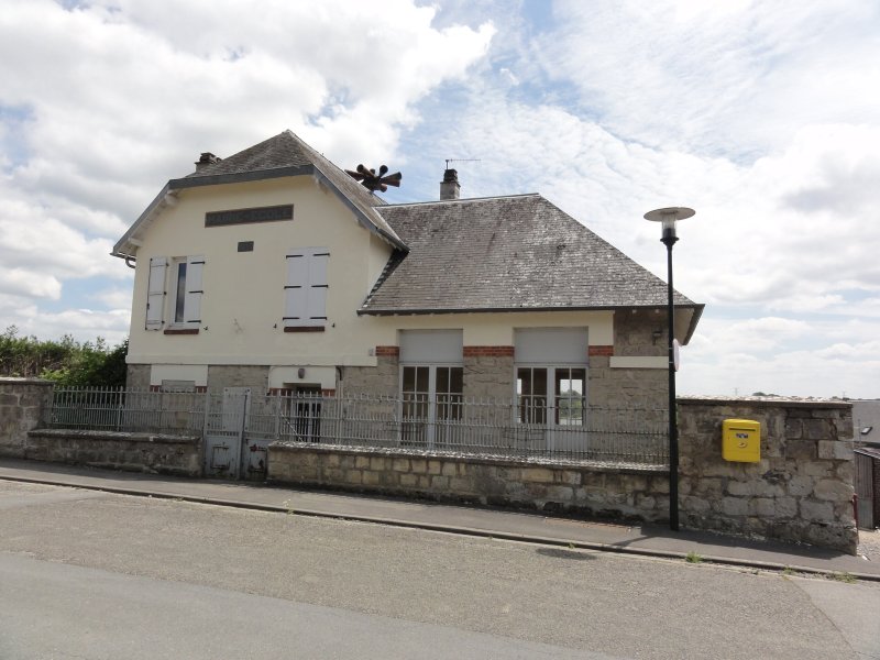 Neuville-sur-Margival