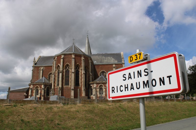 Sains-Richaumont