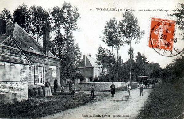 Thenailles