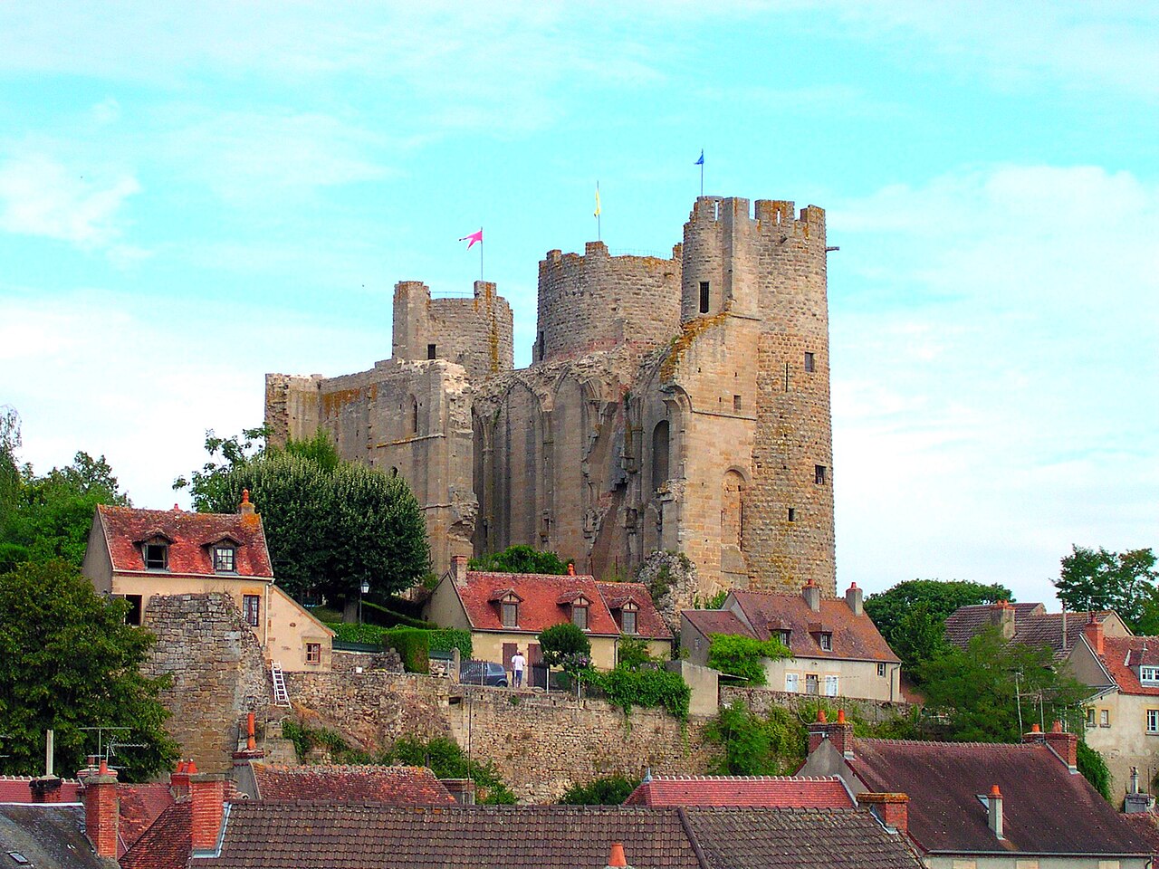 Photo 3 — Bourbon-l'Archambault, Allier (03160)