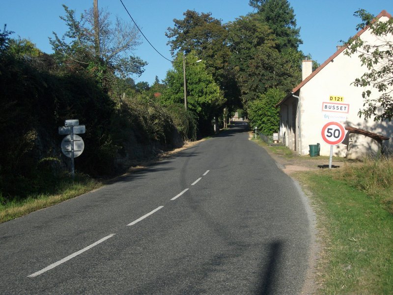 Busset