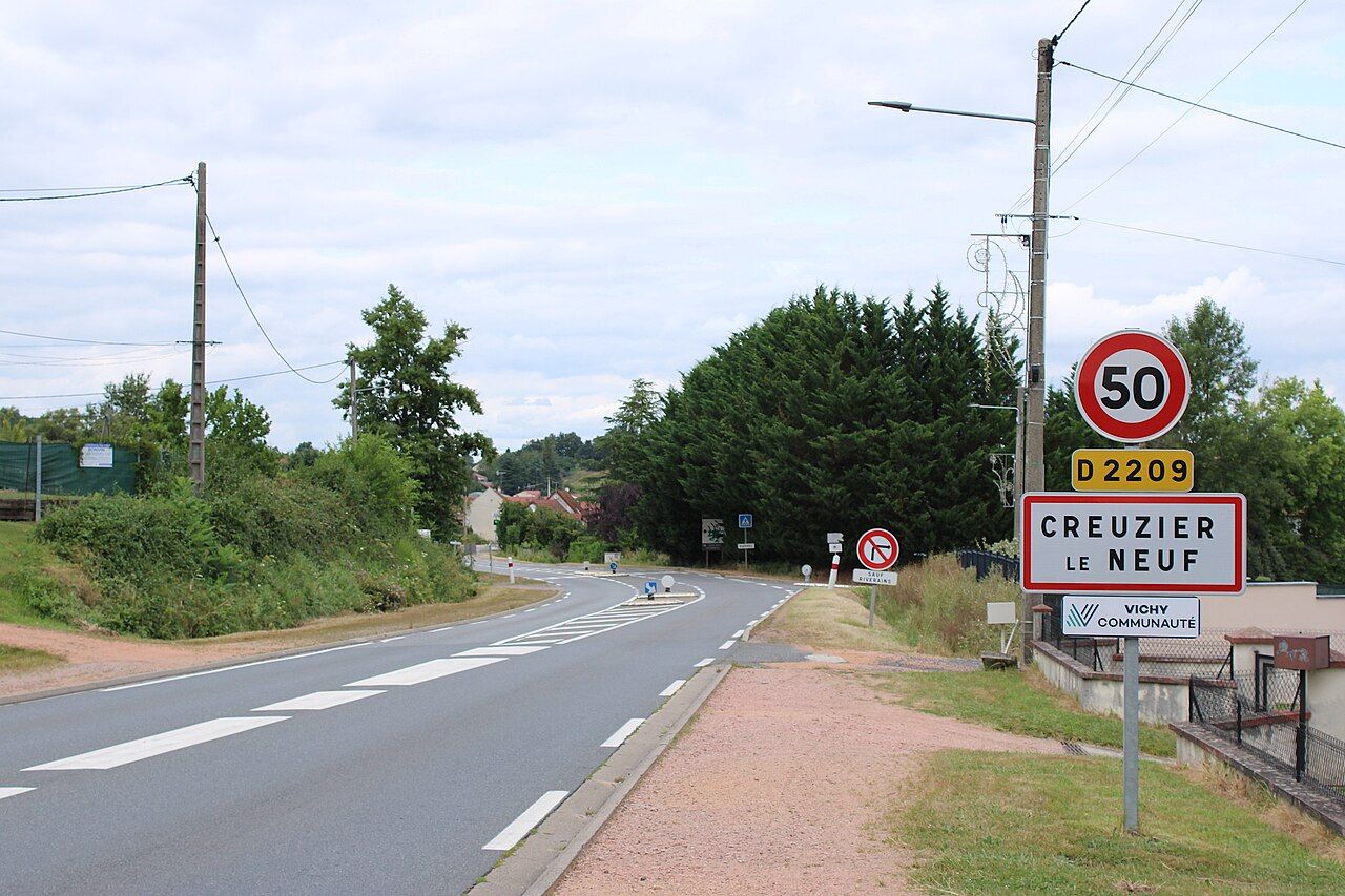 Photo 3 — Creuzier-le-Neuf, Allier (03300)