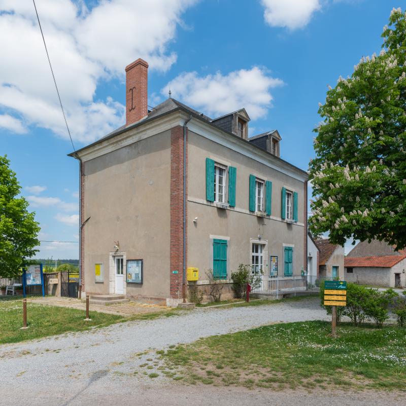Vue de Deneuille-Lès-Chantelle, Allier (03140)