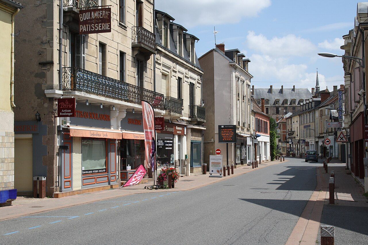 Photo 5 — Lapalisse, Allier (03120)