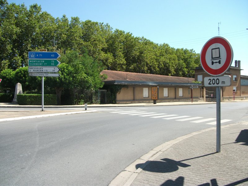 Moulins