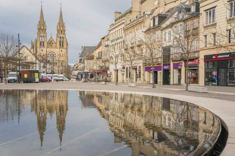 Moulins