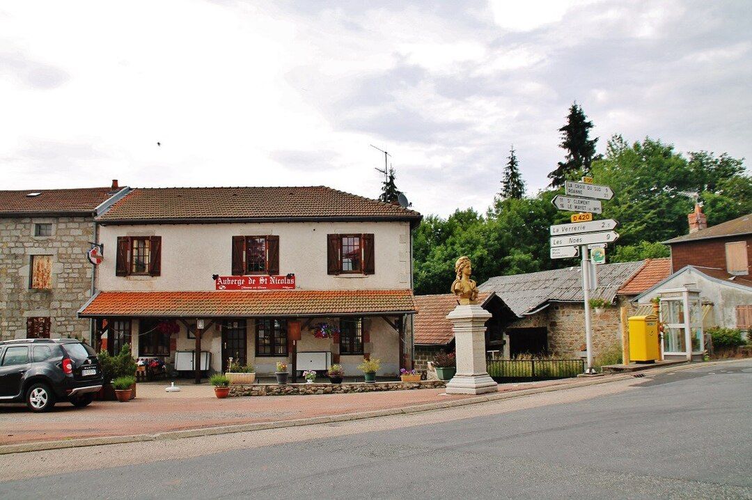 Photo 2 — Saint-Nicolas-des-Biefs, Allier (03250)