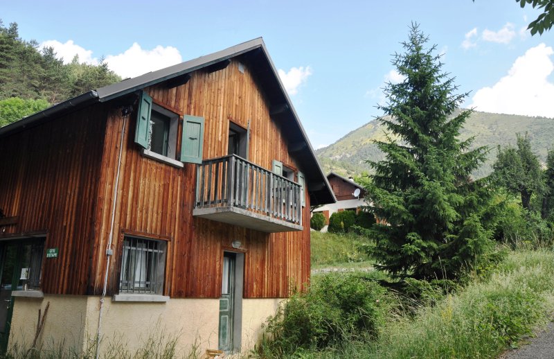Auzet