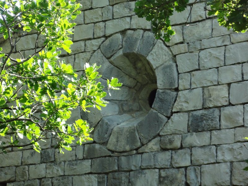 Châteauneuf-Val-Saint-Donat