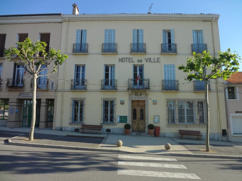 Les Mées