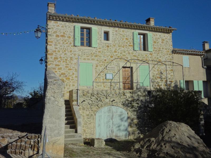 Montlaux, Alpes-de-Haute-Provence