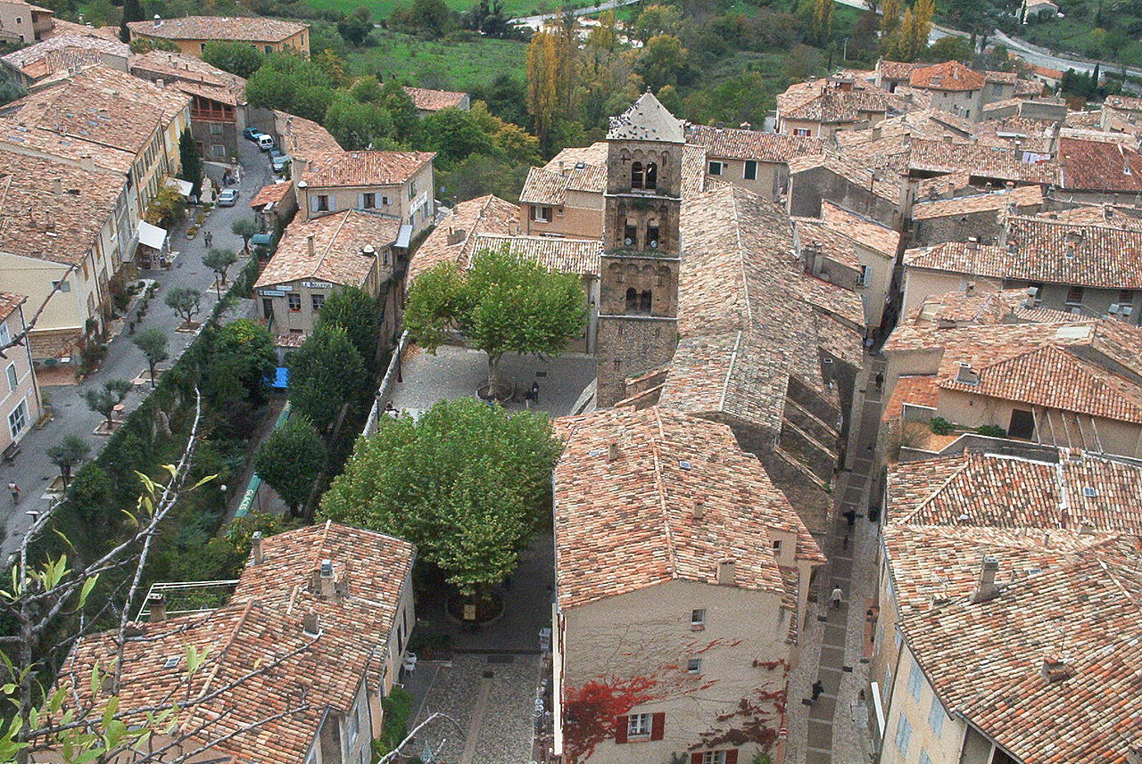 Photo 3 — Moustiers-Sainte-Marie, Alpes-de-Haute-Provence (04360)