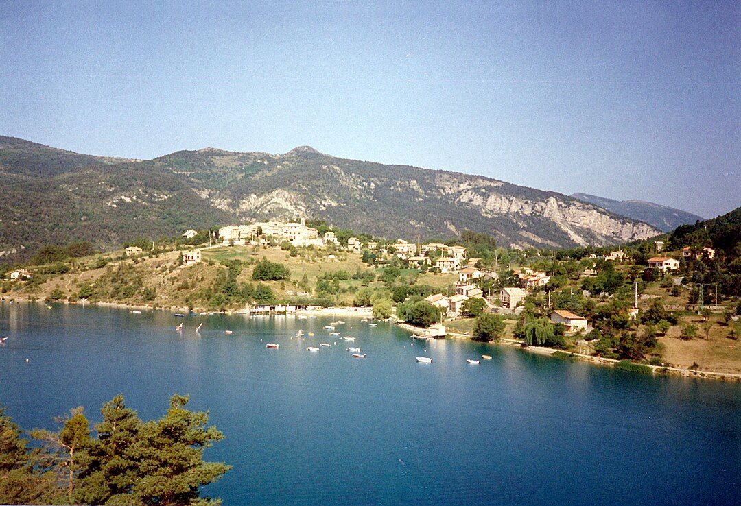 Photo 2 — Saint-Julien-du-Verdon, Alpes-de-Haute-Provence (04170)
