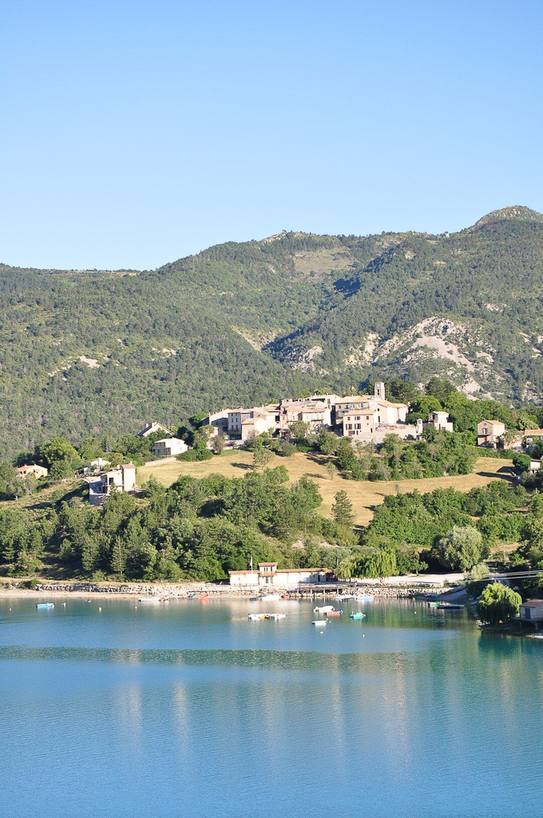 Photo 3 — Saint-Julien-du-Verdon, Alpes-de-Haute-Provence (04170)