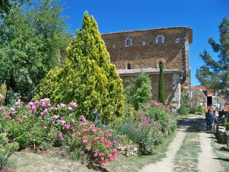 Simiane-la-Rotonde