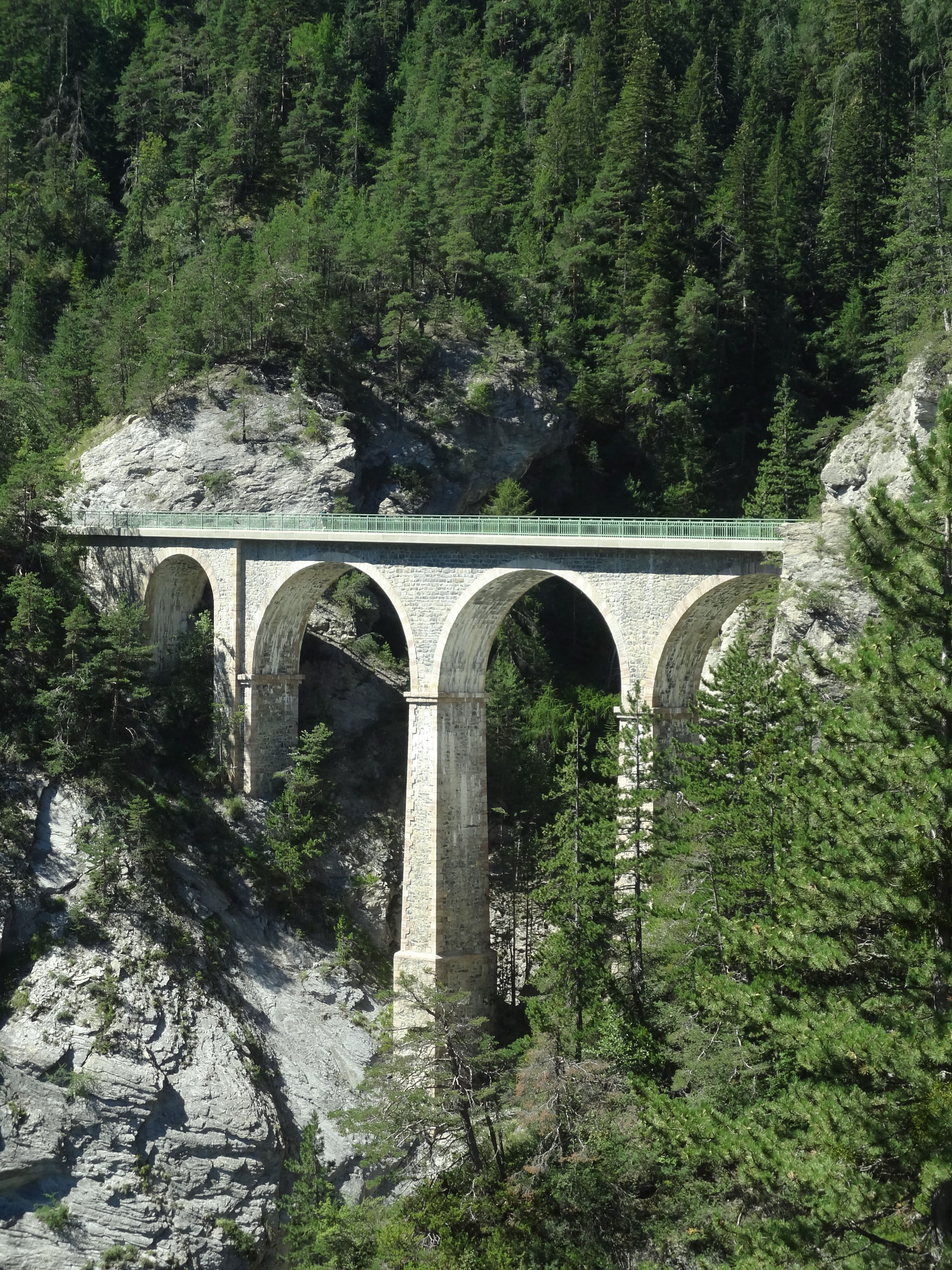Photo 2 — Uvernet-Fours, Alpes-de-Haute-Provence (04400)