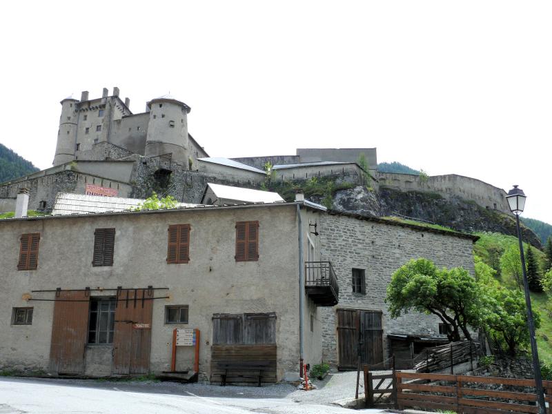 Château-Ville-Vieille