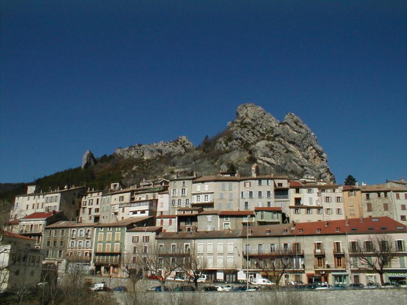 Serres