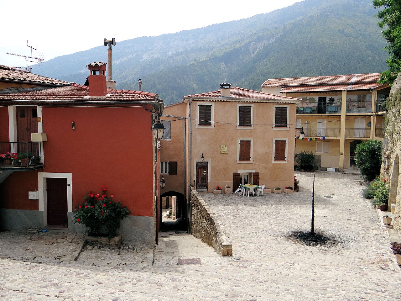 Photo 3 — Coaraze, Alpes-Maritimes (06390)