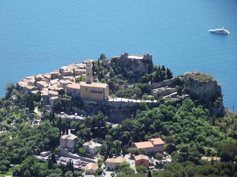 Èze