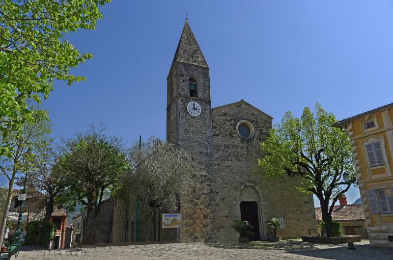 La Tour