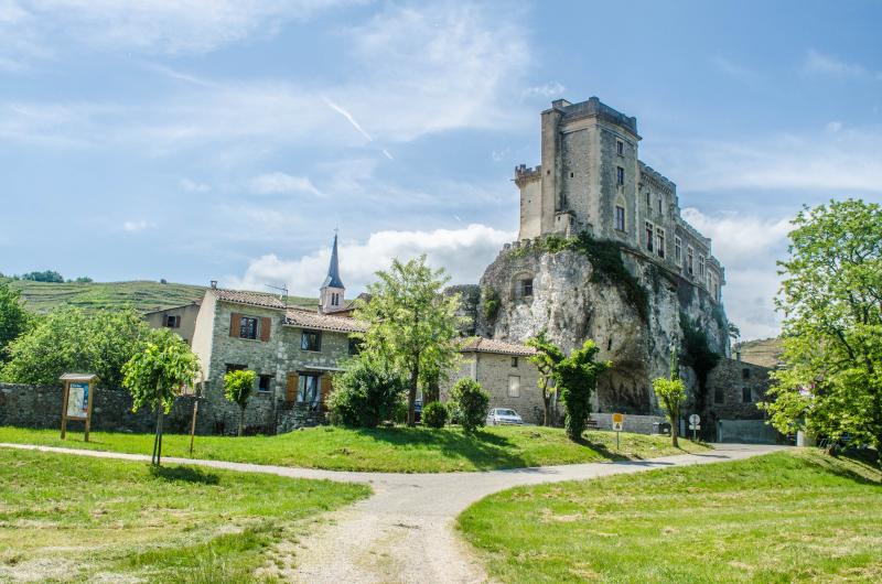 Châteaubourg