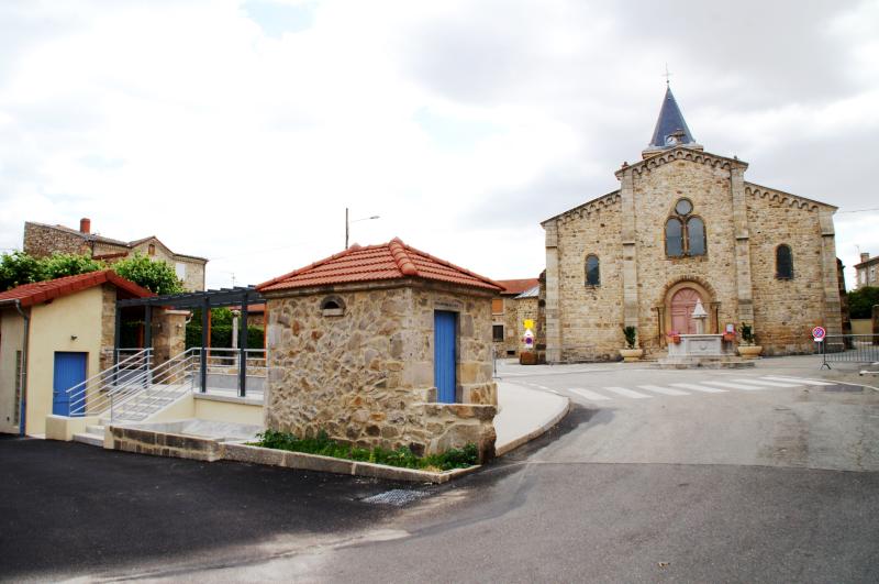 Peaugres